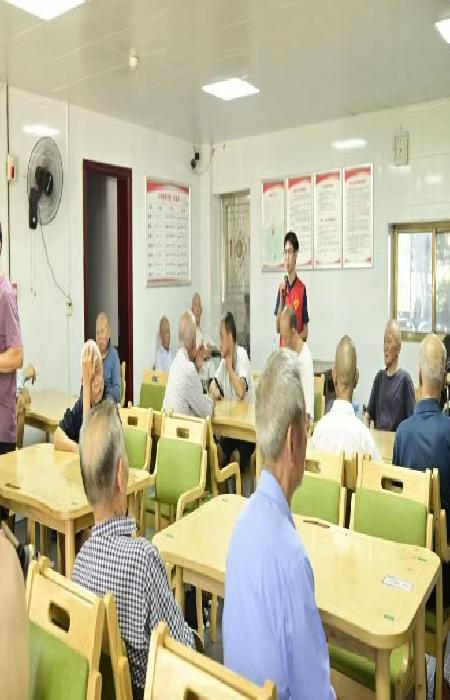 e445bc37c25043dda4b553a5498da212.jpg